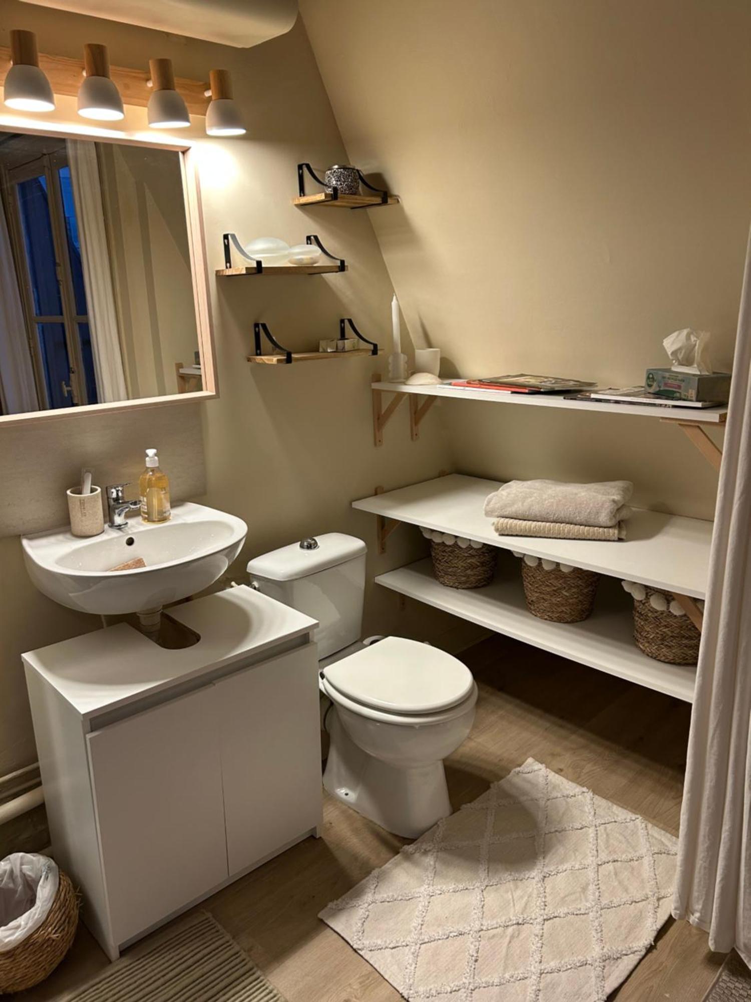 Studio Entierement Renove Avec Balcon Place De La Bastille Paris Eksteriør billede